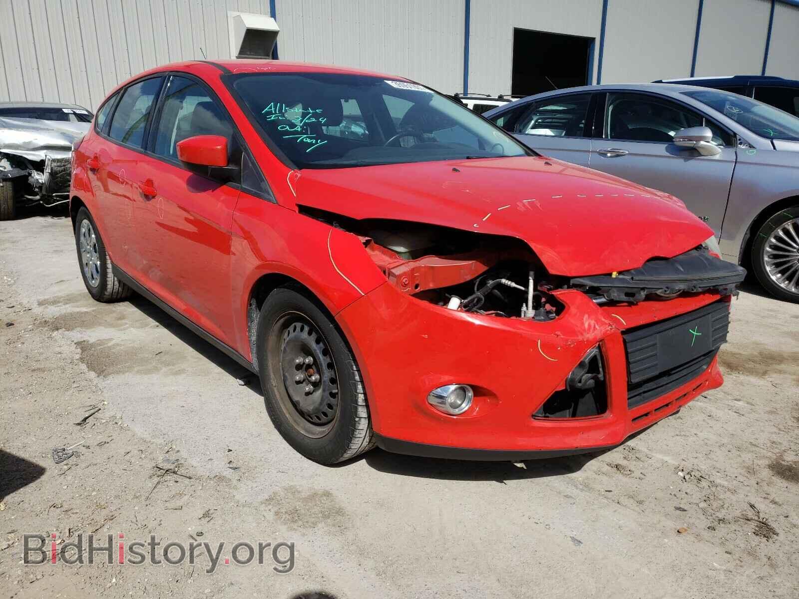 Photo 1FAHP3K28CL436487 - FORD FOCUS 2012