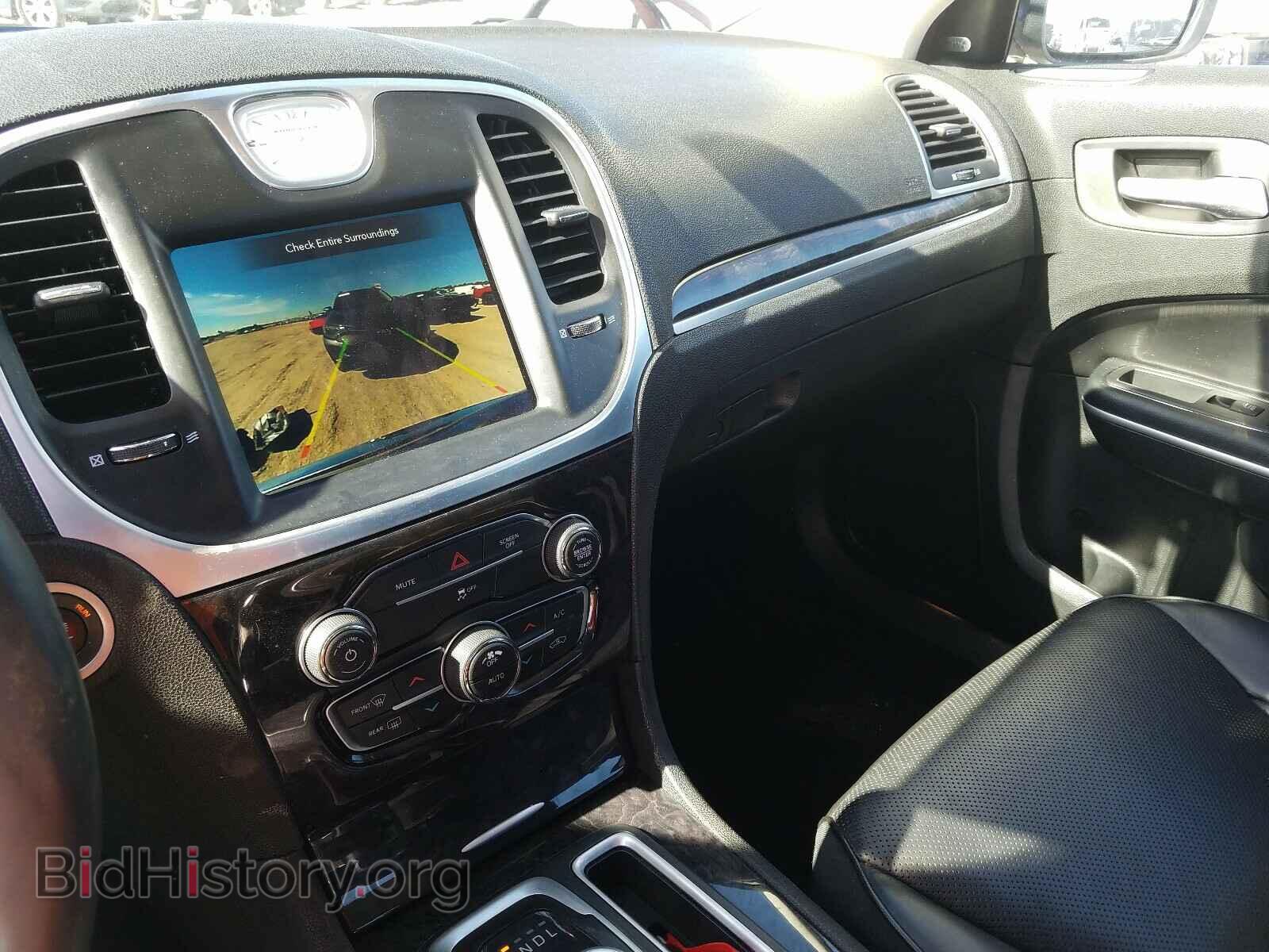 2020 CHRYSLER 300 - VIN: 2C3CCAKG2LH124523 - Фото 9