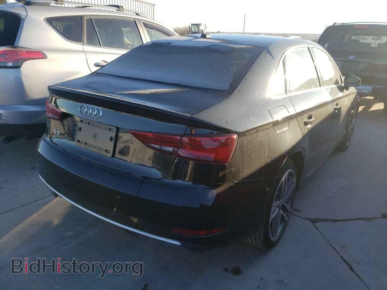 2019 AUDI A3 - VIN: WAUAUGFF1K1010978 - Фото 4