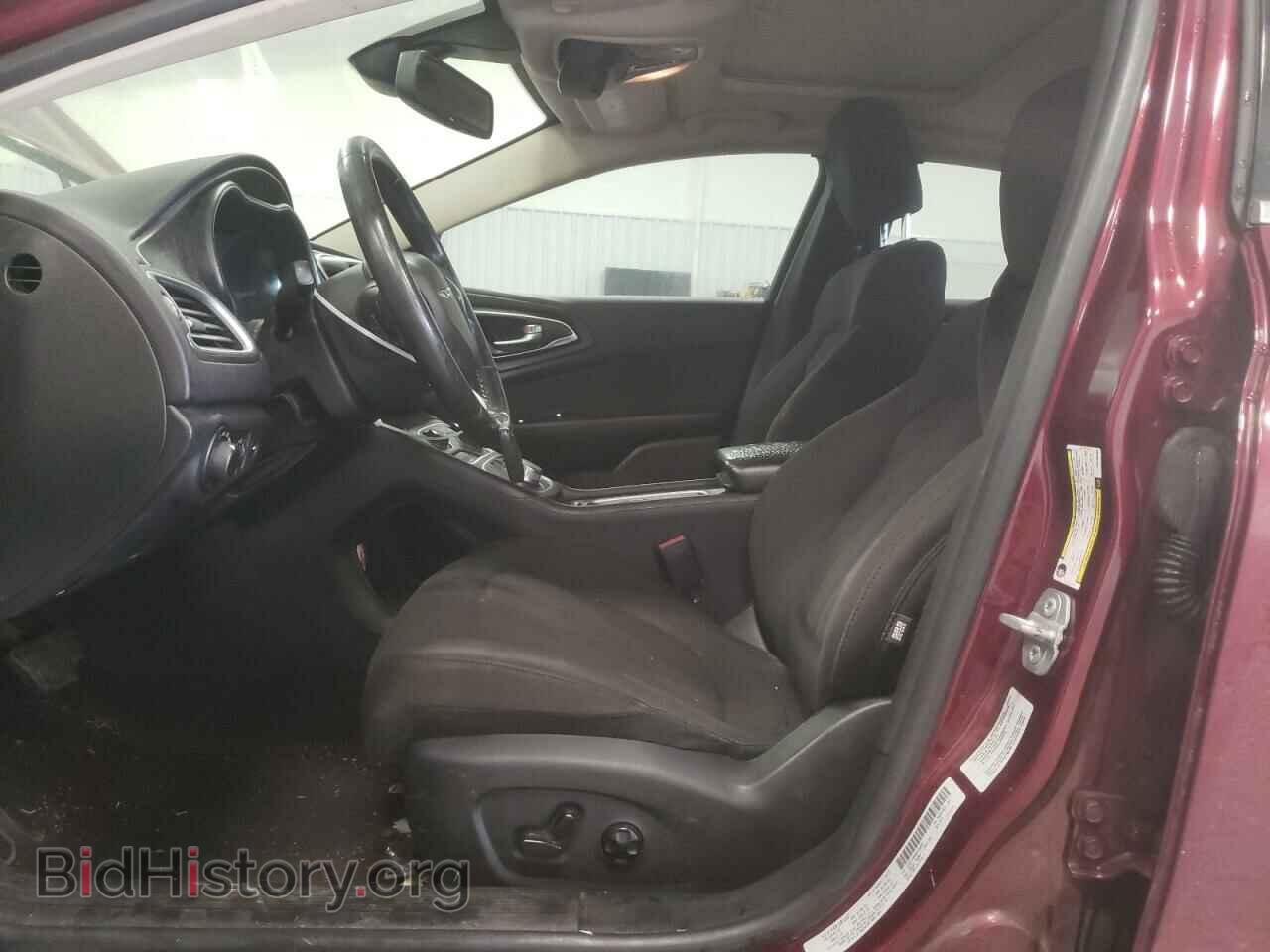 2016 CHRYSLER 200 - VIN: 1C3CCCAB3GN130295 - Фото 7