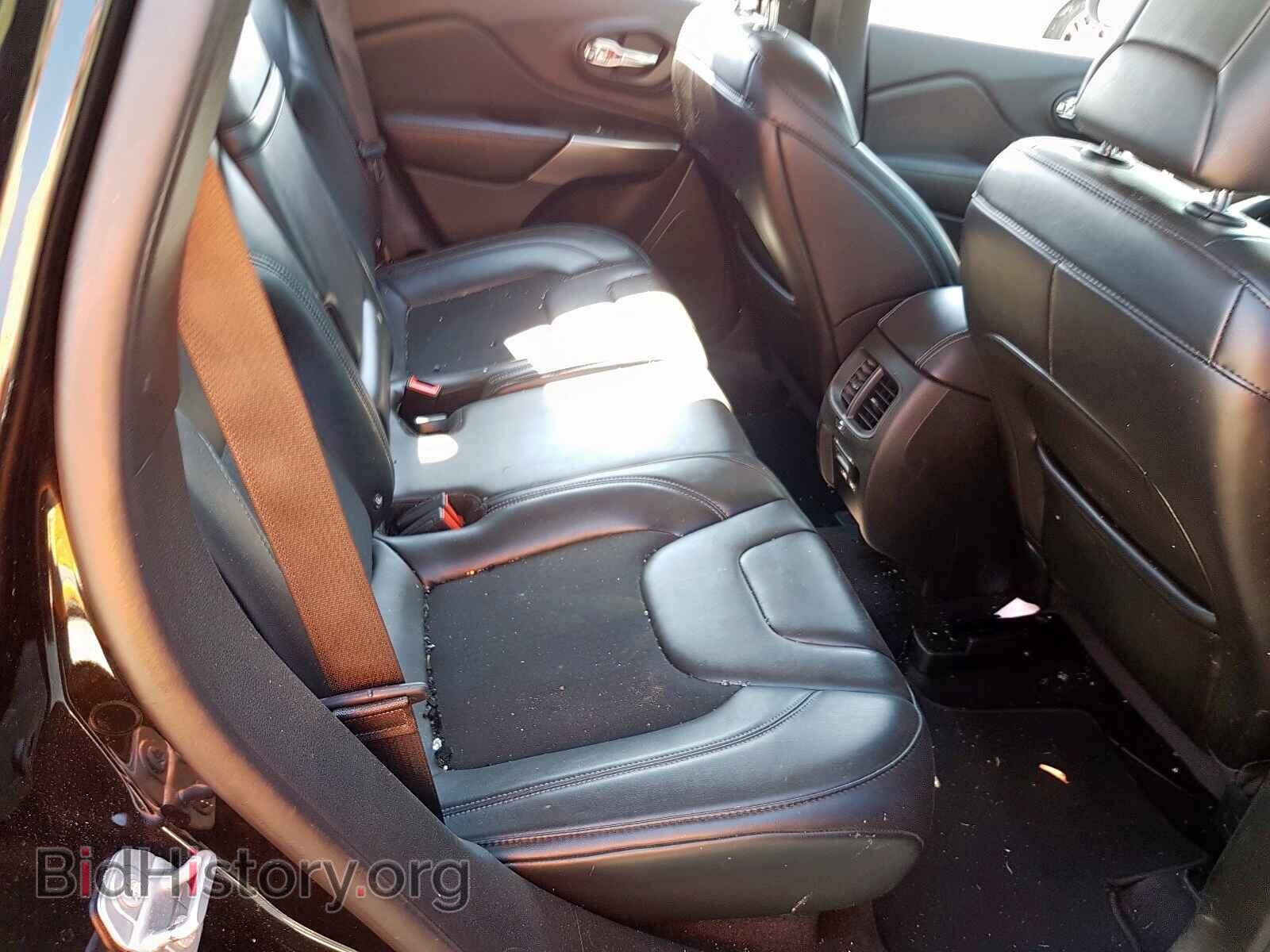 2019 JEEP CHEROKEE - VIN: 1C4PJLLB2KD110358 - Фото 6