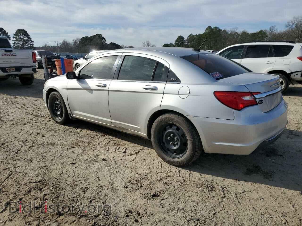 2012 CHRYSLER 200 - VIN: 1C3CCBAB8CN100911 - Фото 2