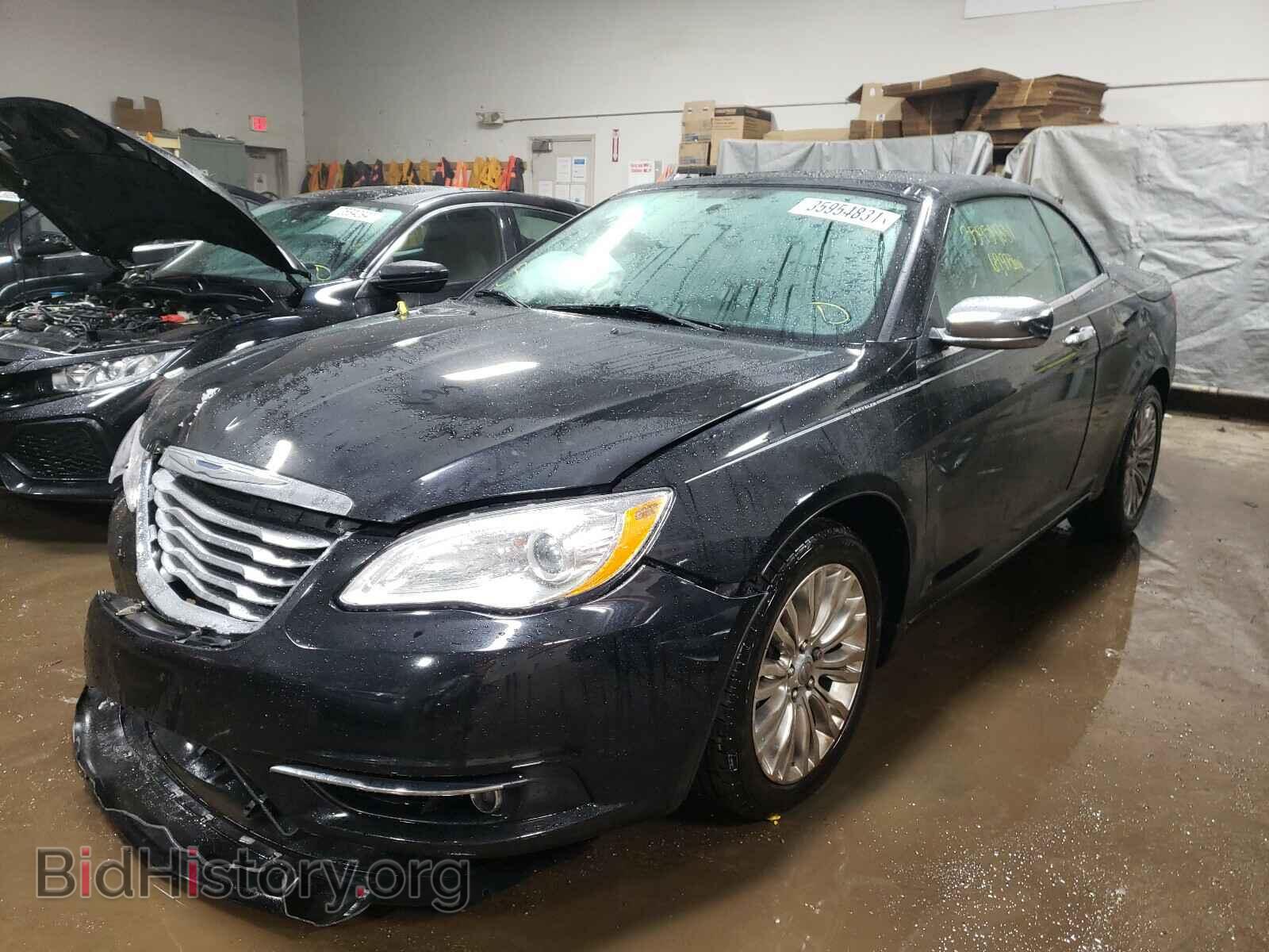 2013 CHRYSLER 200 - VIN: 1C3BCBFG1DN550854 - Фото 2