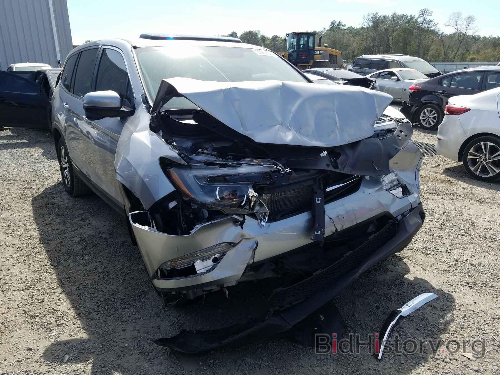 Photo 5FNYF5H89HB009737 - HONDA PILOT 2017