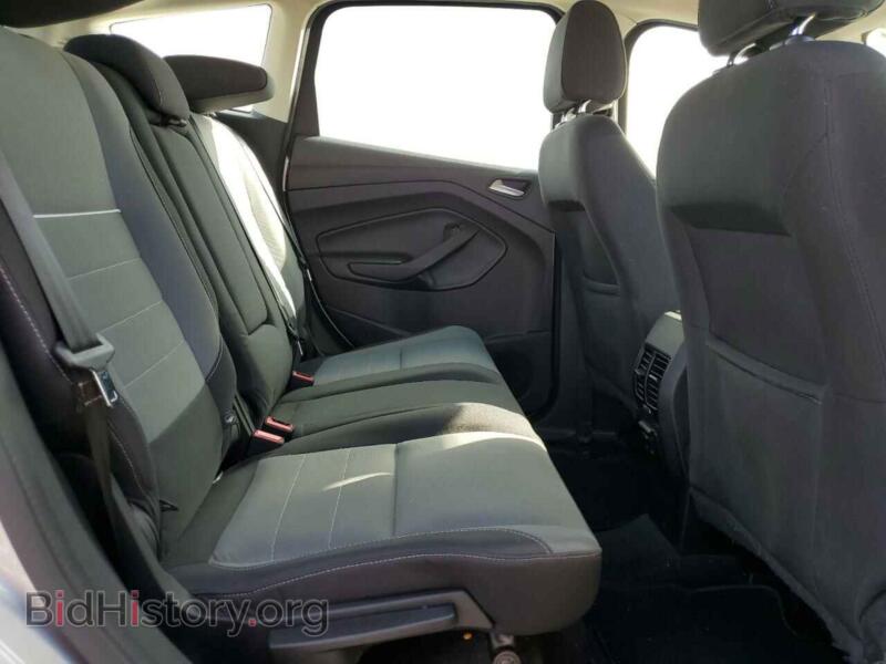 2015 Ford CMAX (VIN 1FADP5AU9FL103796) — photo 10 of 12