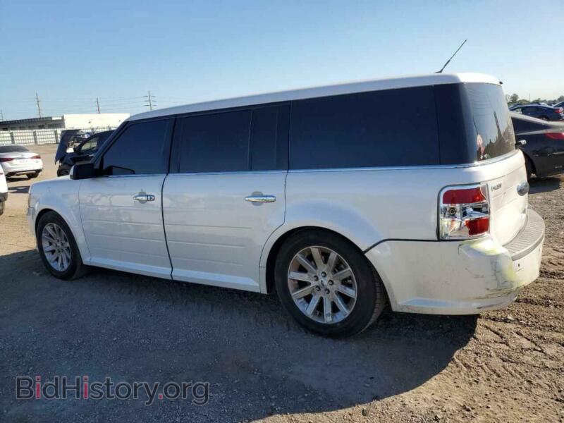 2011 Ford FLEX (VIN 2FMGK5CC4BBD31186) — фото 2 из 13
