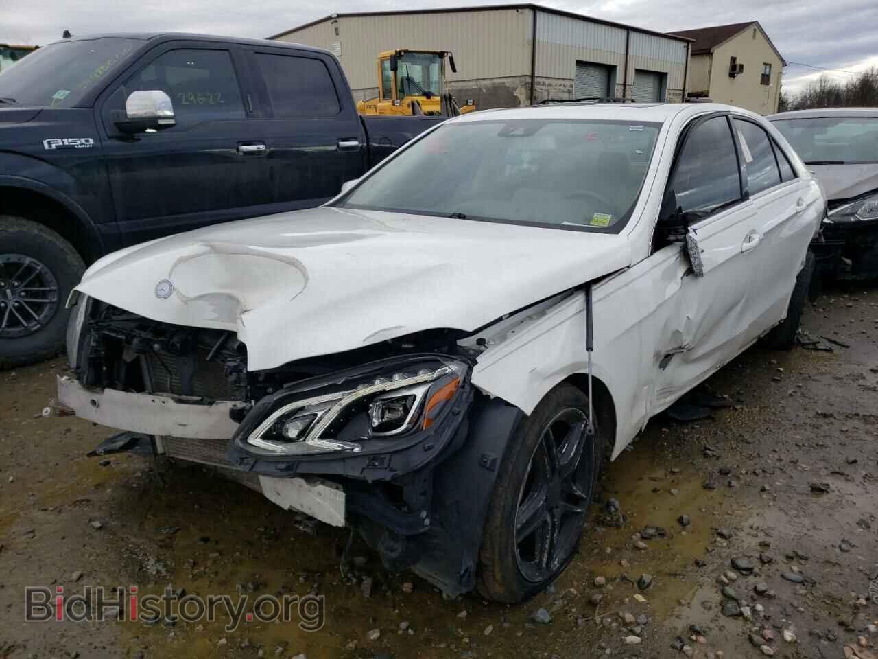2014 MERCEDES-BENZ E-CLASS - VIN: WDDHF8JB0EA899045 - Фото 2