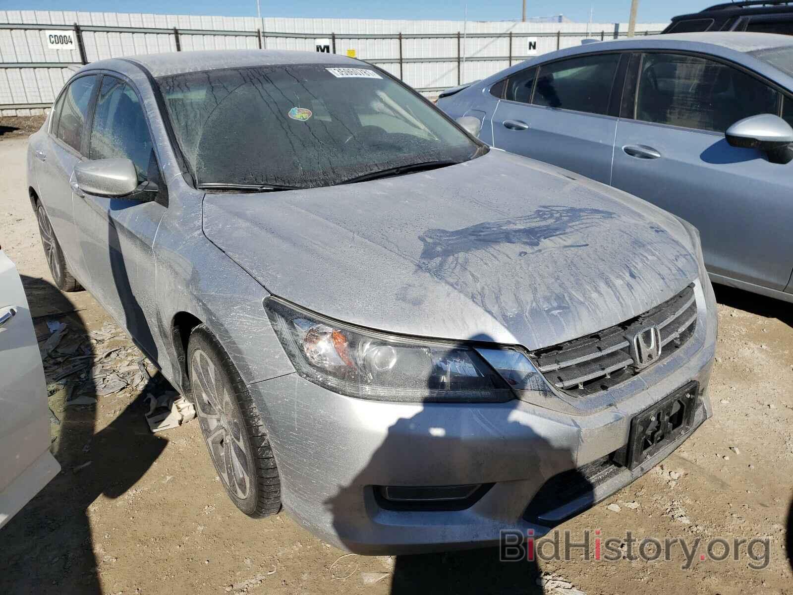 Photo 1HGCR2F56DA193838 - HONDA ACCORD 2013