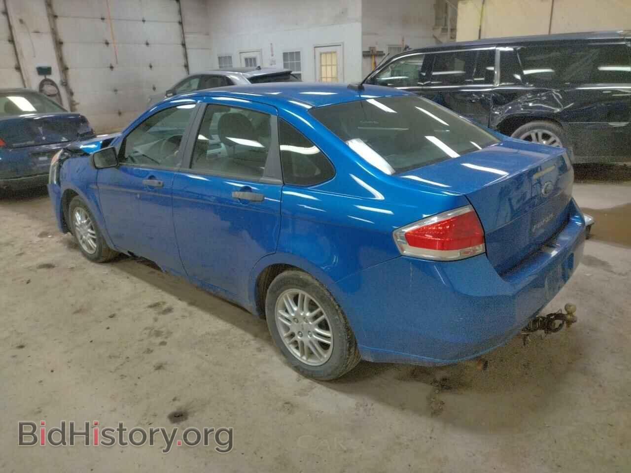 2011 FORD FOCUS - VIN: 1FAHP3FN3BW147261 - Фото 2