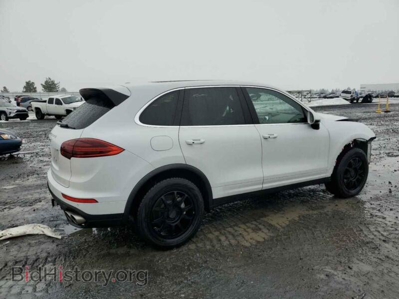 2016 Porsche CAYENNE (VIN WP1AB2A23GLA93971) — фото 3 из 13