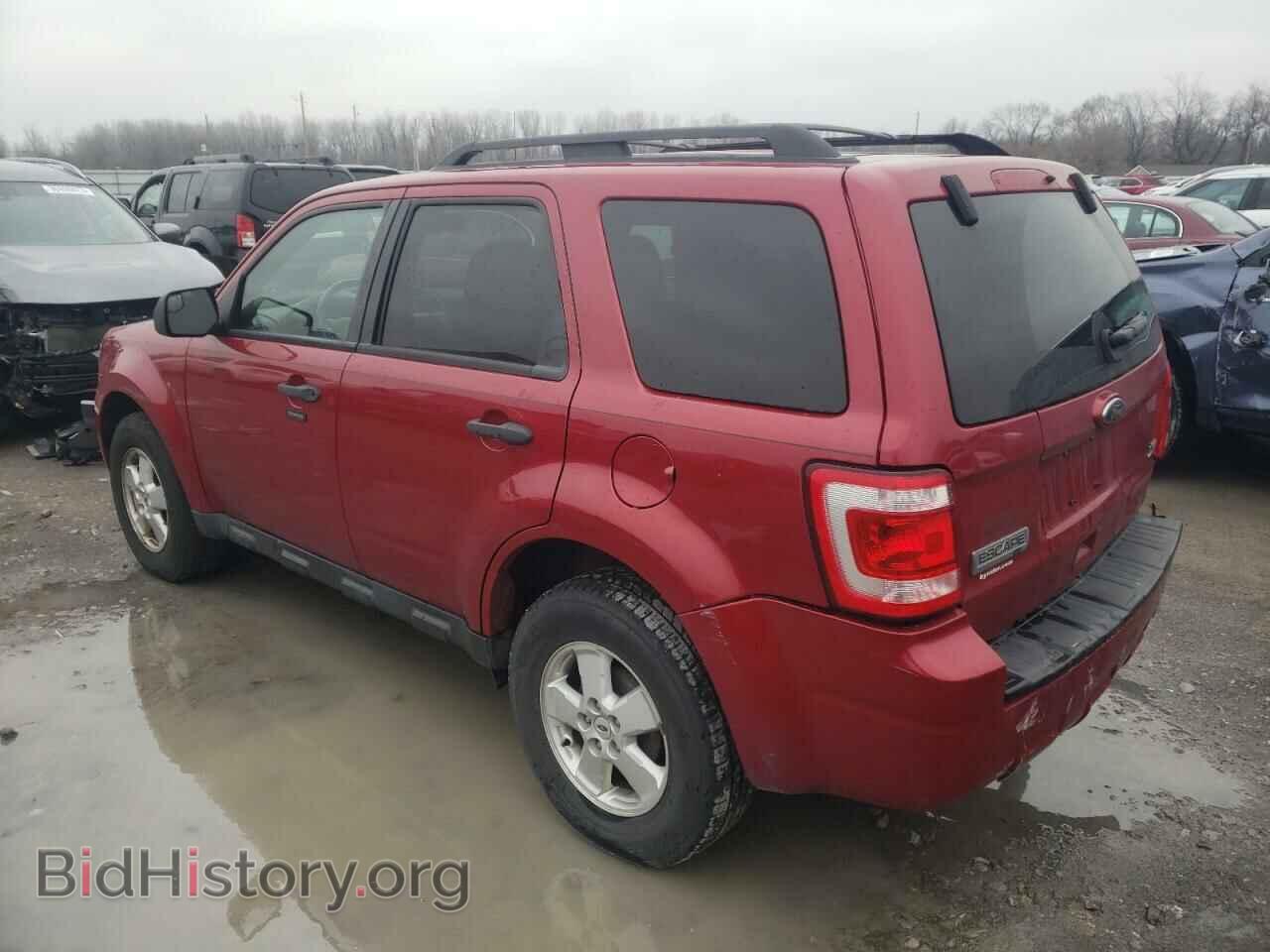 2011 FORD ESCAPE - VIN: 1FMCU0DG5BKA38237 - Фото 2