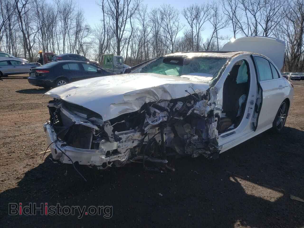 2017 MERCEDES-BENZ E-CLASS - VIN: WDDZF4KB6HA219147 - Фото 2