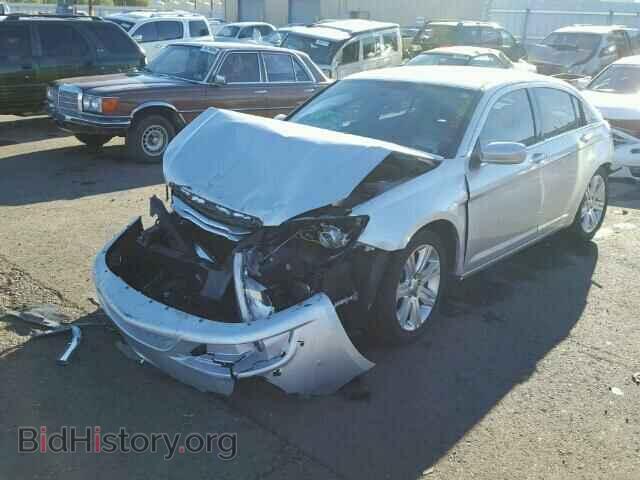 2012 CHRYSLER 200 - VIN: 1C3CCBBB4CN172607 - Фото 2