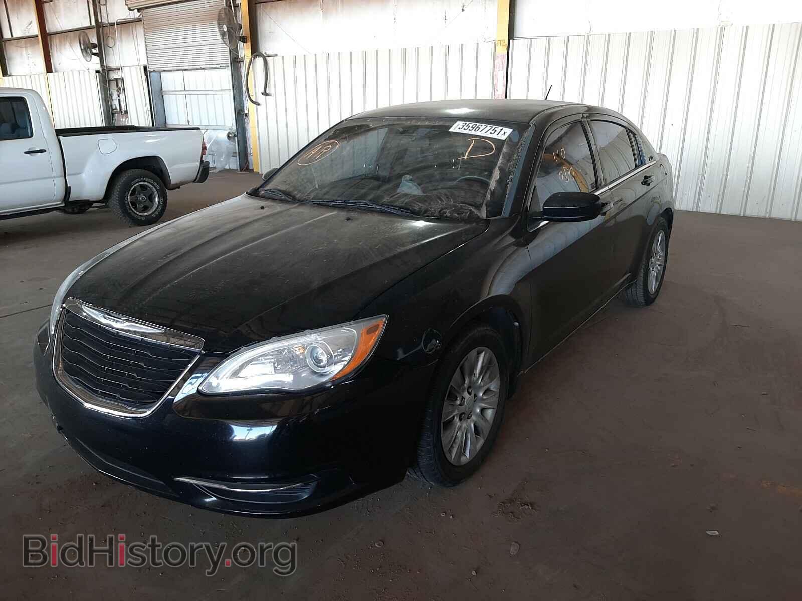 2013 CHRYSLER 200 - VIN: 1C3CCBAB8DN646643 - Photo 2