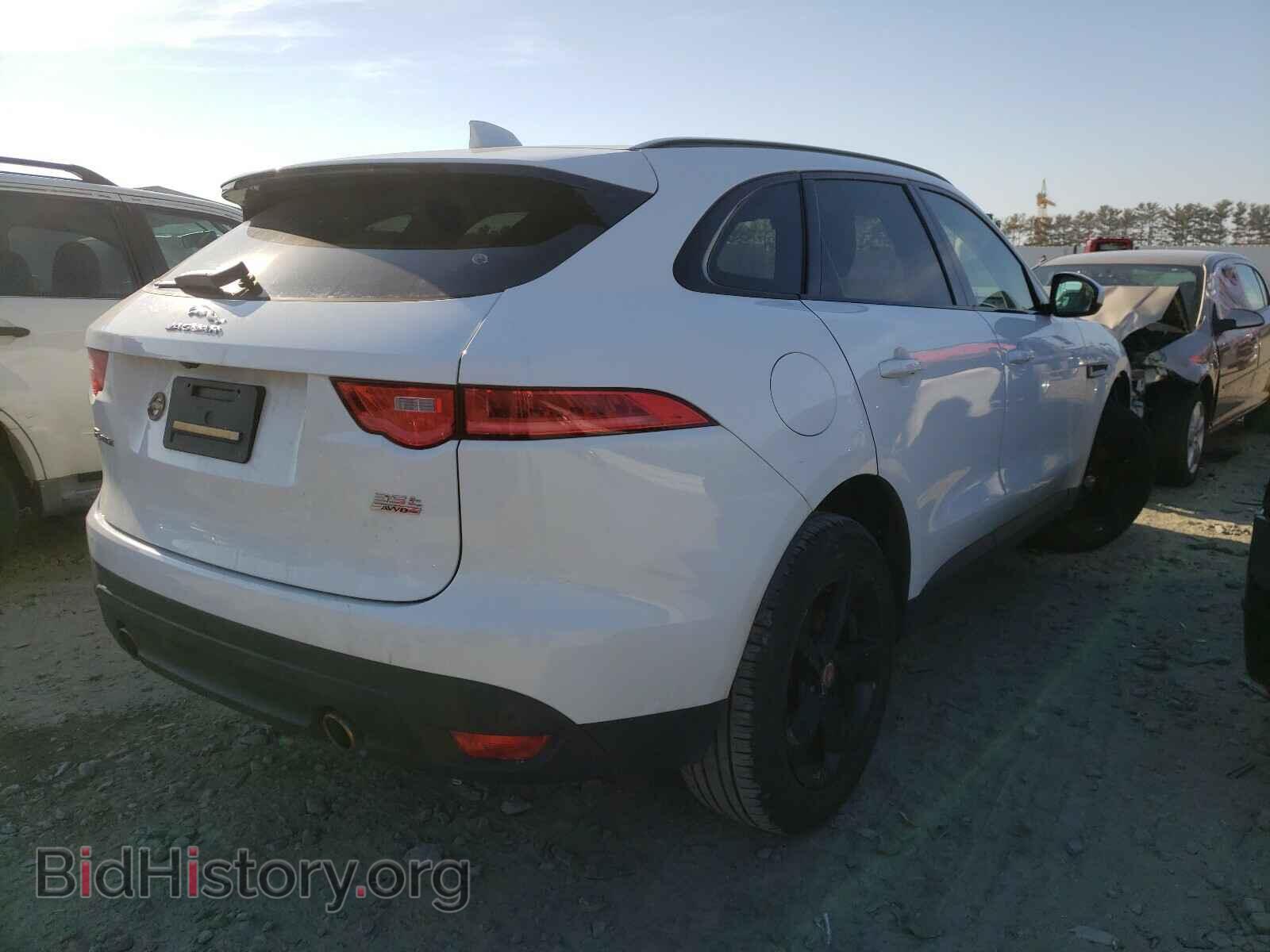 2017 JAGUAR F-PACE - VIN: SADCJ2BV7HA075156 - Фото 4