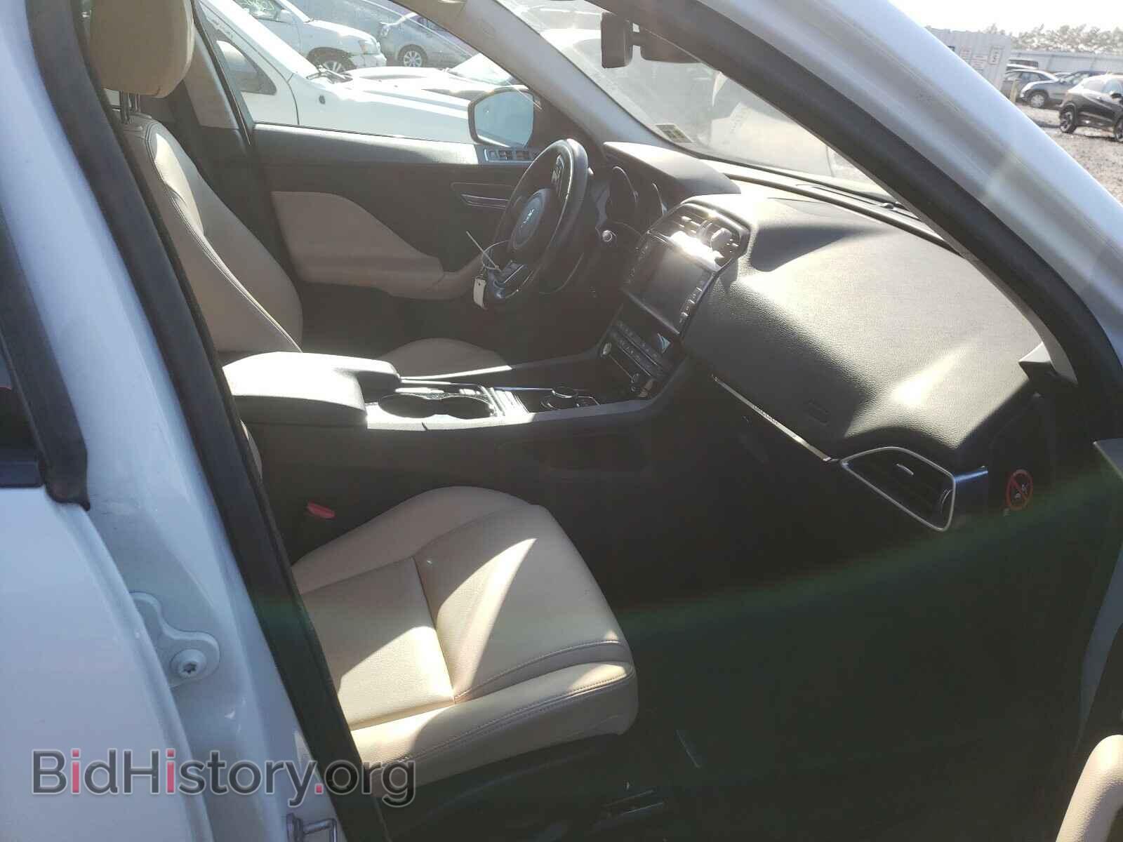 2017 JAGUAR F-PACE - VIN: SADCJ2BV7HA075156 - Фото 5
