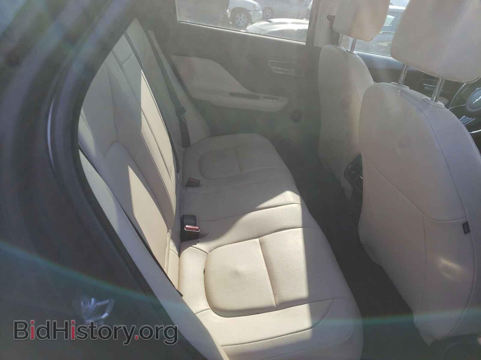 2017 JAGUAR F-PACE - VIN: SADCJ2BV7HA075156 - Фото 6