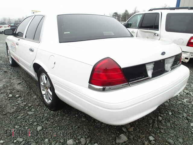 2011 FORD CROWN VIC - VIN: 2FABP7EV6BX128657 - Фото 3
