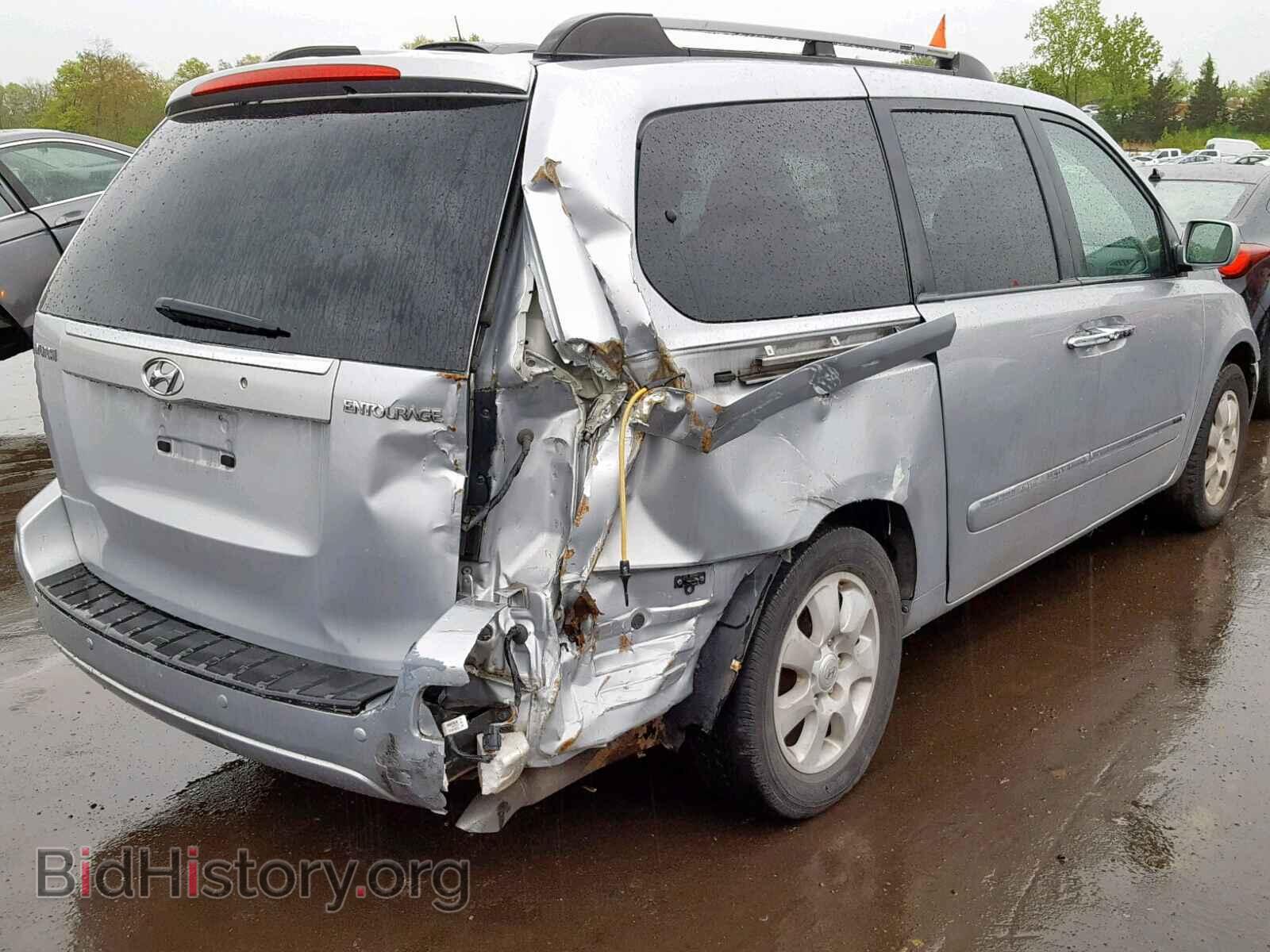 2007 HYUNDAI ENTOURAGE - VIN: KNDMC233376030420 - Фото 4