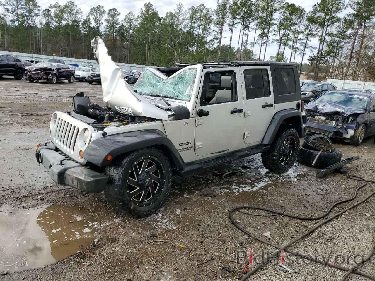 Photo 1J4BA3H15AL223276 - JEEP WRANGLER 2010