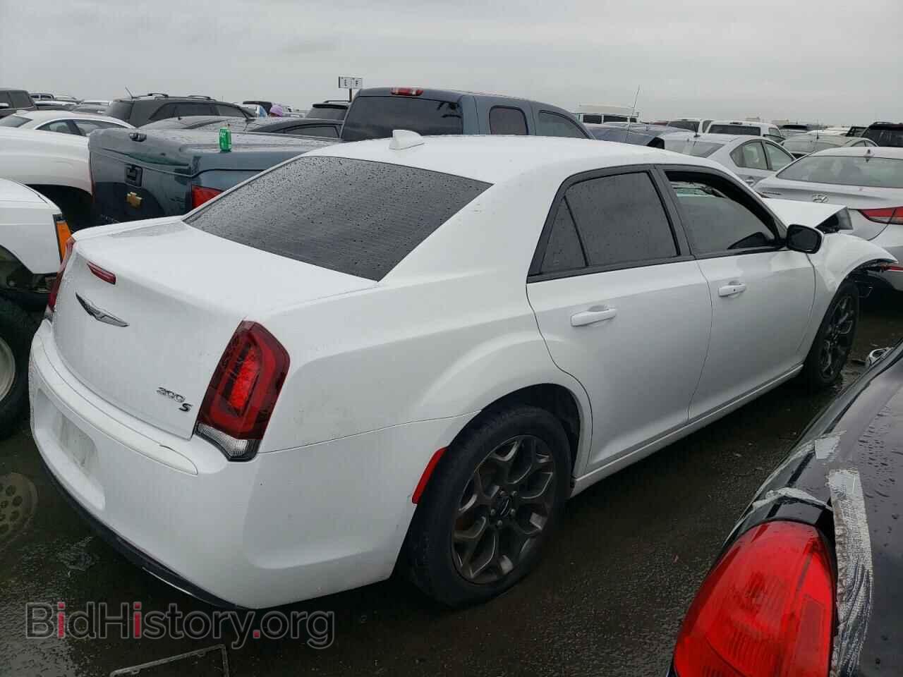 2018 CHRYSLER 300 - VIN: 2C3CCAGG0JH226537 - Фото 3
