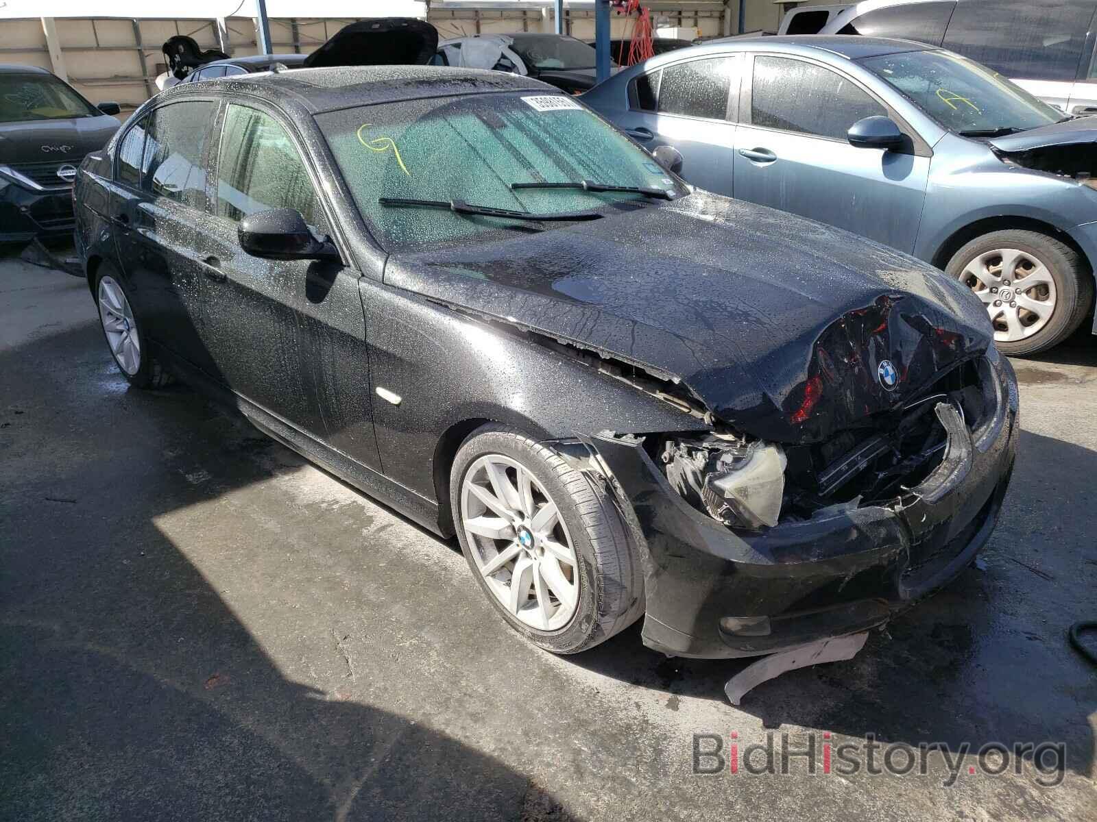 Photo WBAPH77589NM30079 - BMW 3 SERIES 2009