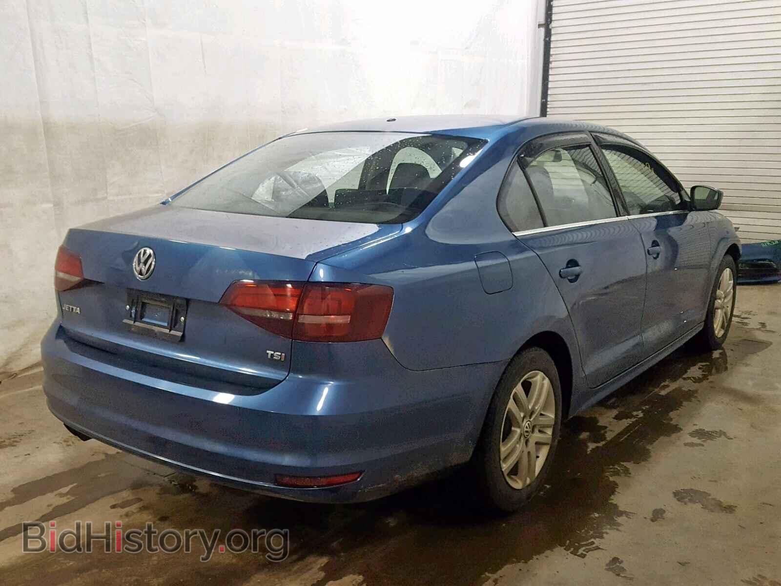 2017 VOLKSWAGEN JETTA - VIN: 3VW2B7AJ8HM219717 - Photo 4