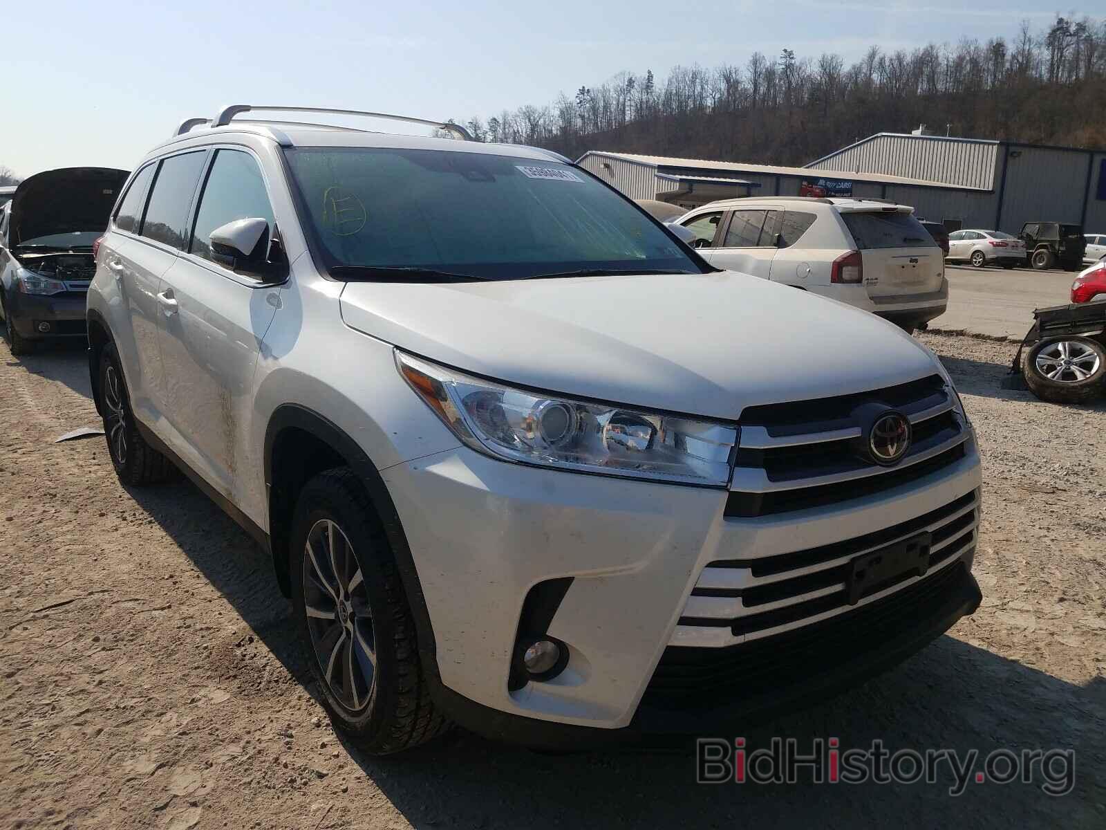 Фотография 5TDJZRFH9KS933052 - TOYOTA HIGHLANDER 2019