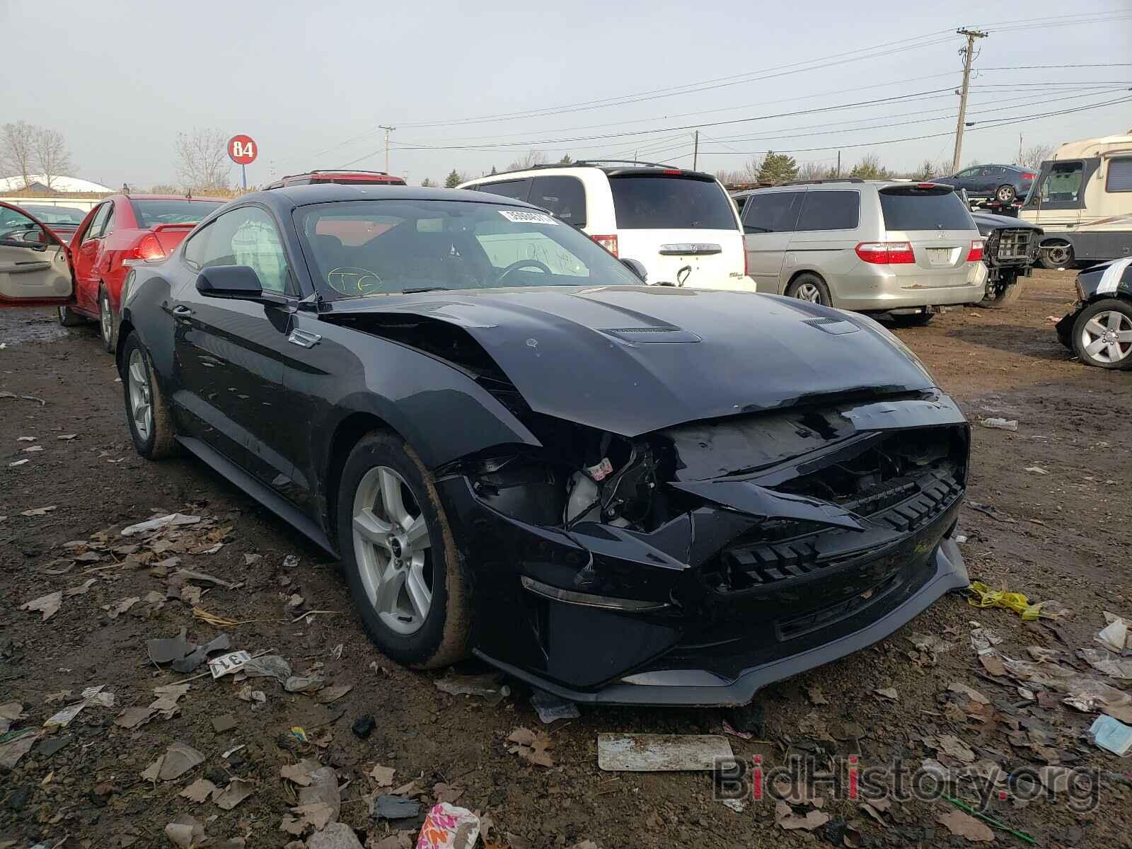 Photo 1FA6P8TH9J5179770 - FORD MUSTANG 2018
