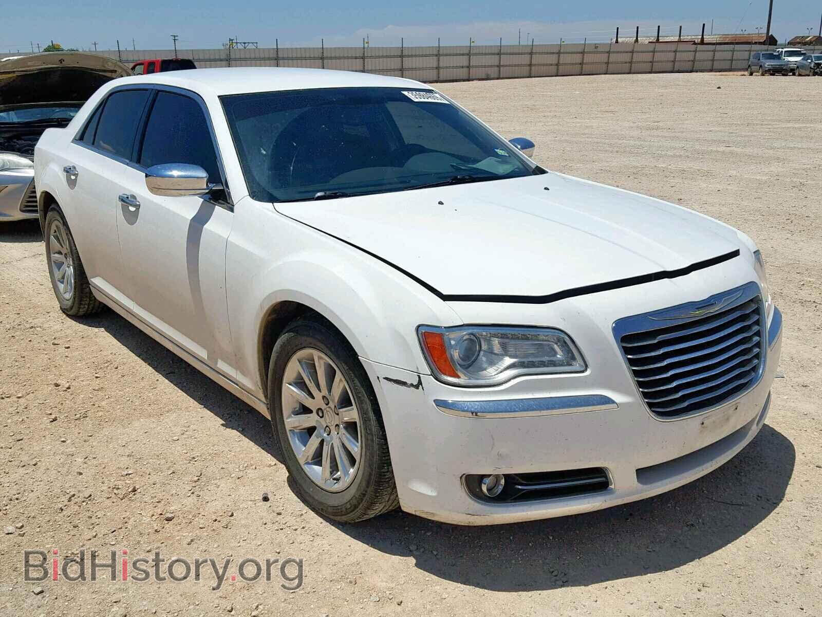 Фотография 2C3CCACG7CH266056 - CHRYSLER 300 2012