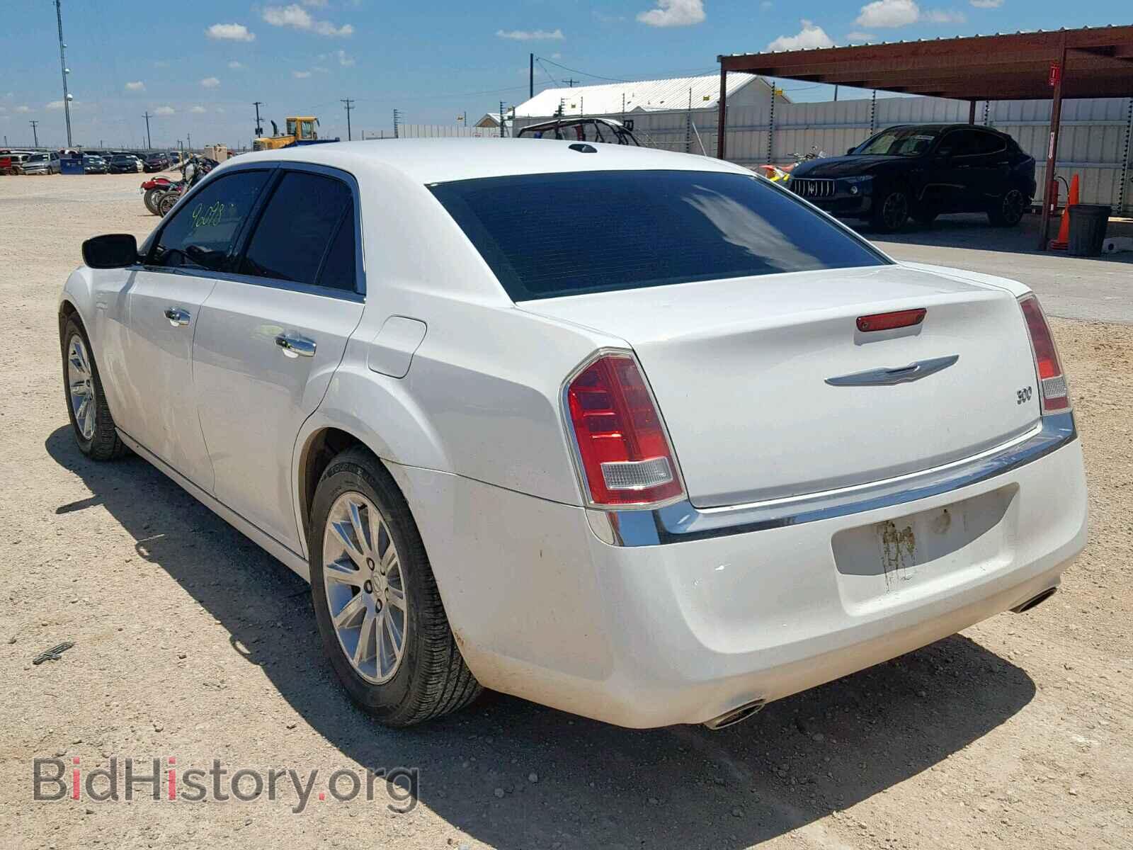 2012 CHRYSLER 300 - VIN: 2C3CCACG7CH266056 - Фото 3