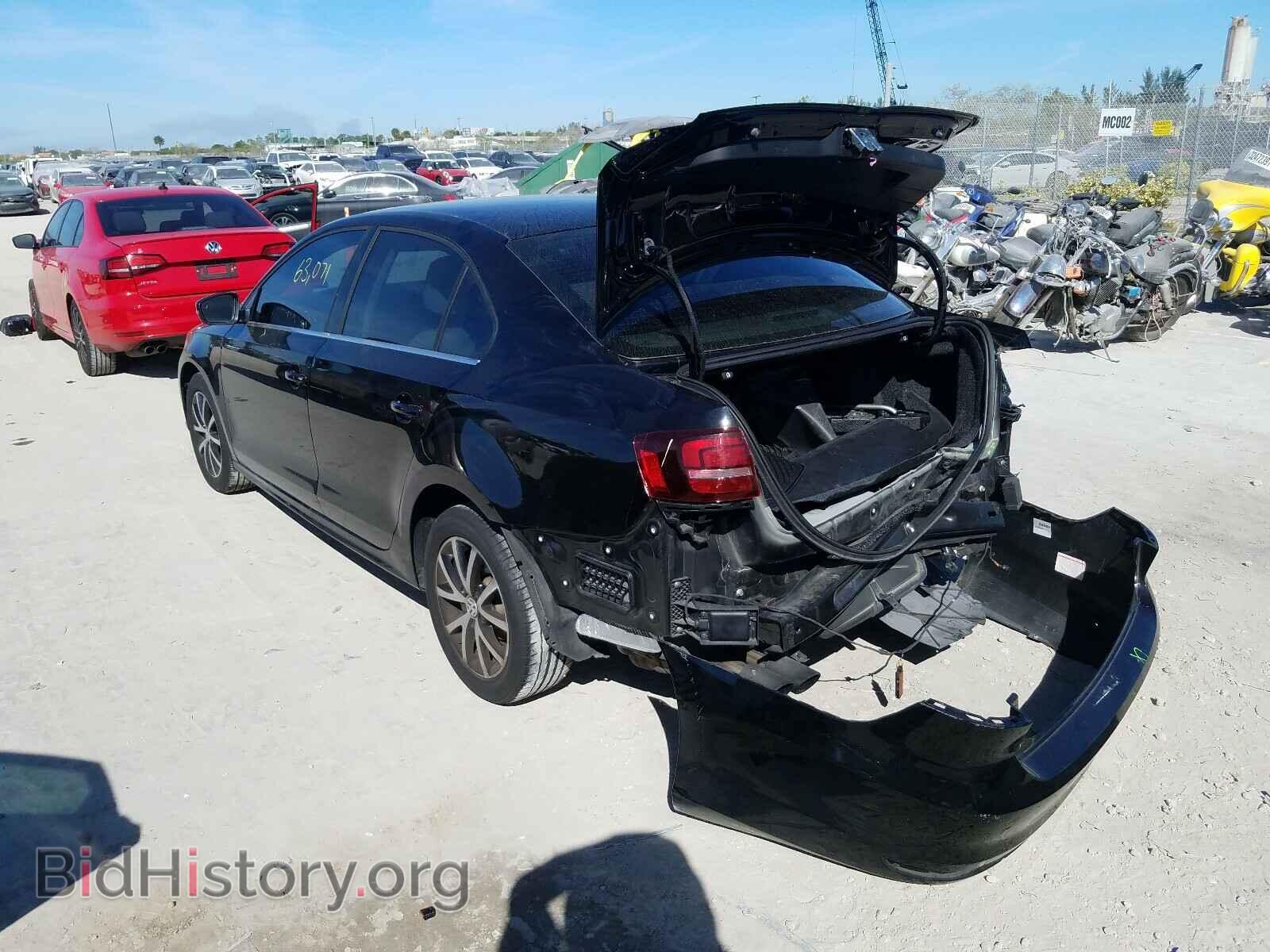 2018 VOLKSWAGEN JETTA - VIN: 3VWDB7AJ3JM256799 - Фото 3