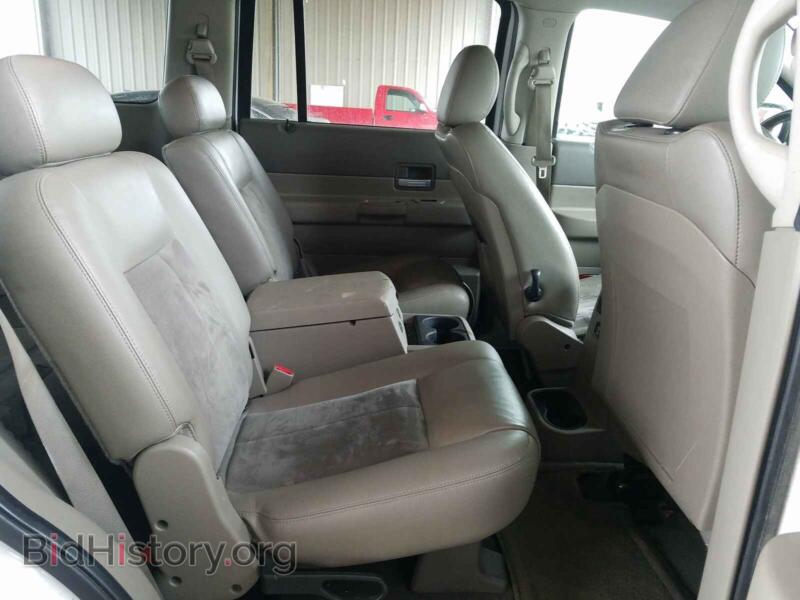 2007 Dodge DURANGO (VIN 1D8HB58257F556653) — photo 6 of 10