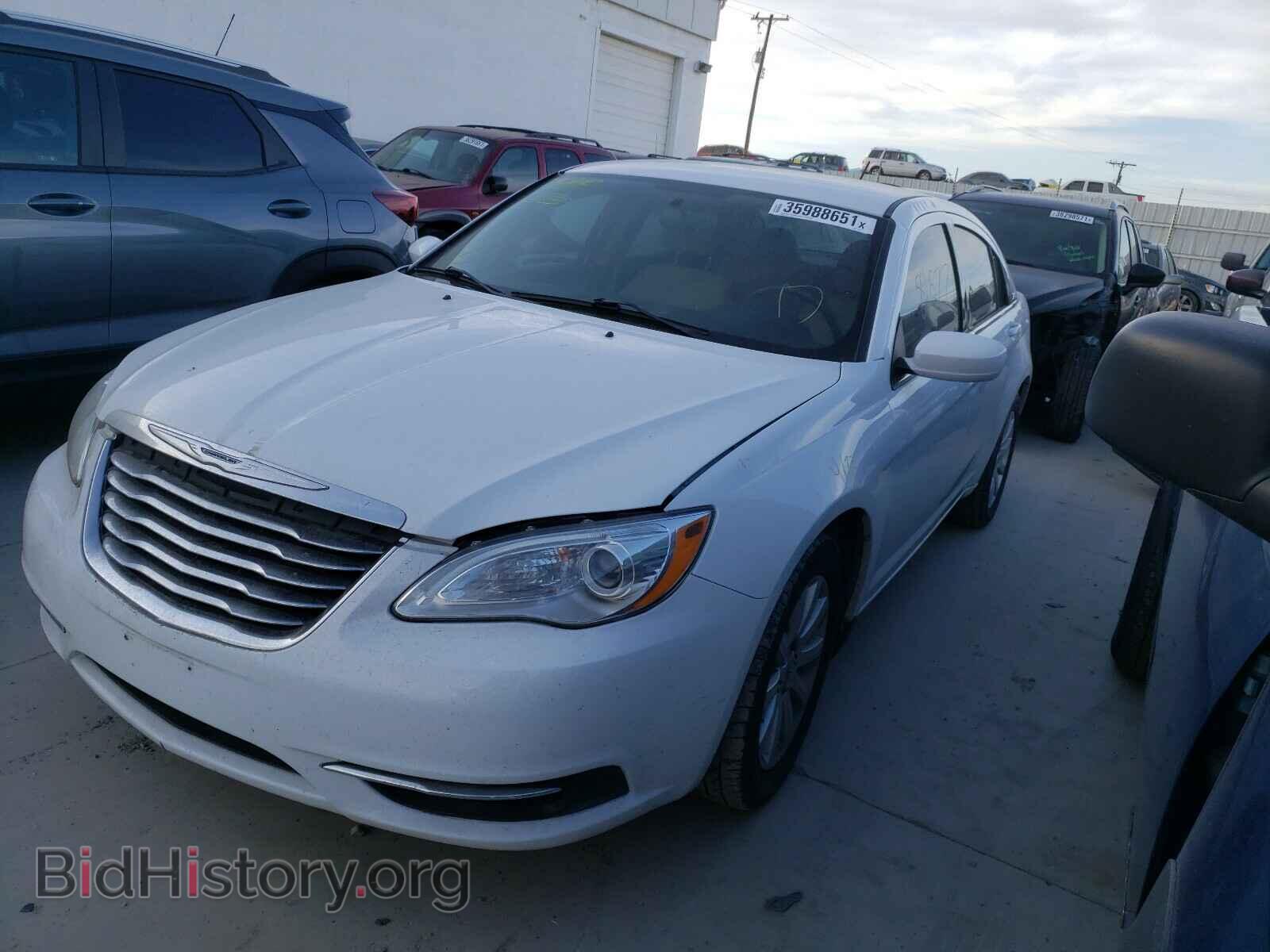 2013 CHRYSLER 200 - VIN: 1C3CCBBB1DN723092 - Фото 2