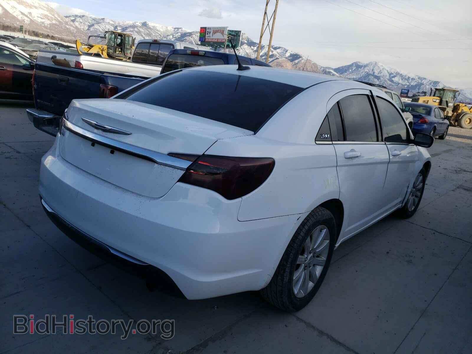 2013 CHRYSLER 200 - VIN: 1C3CCBBB1DN723092 - Фото 4