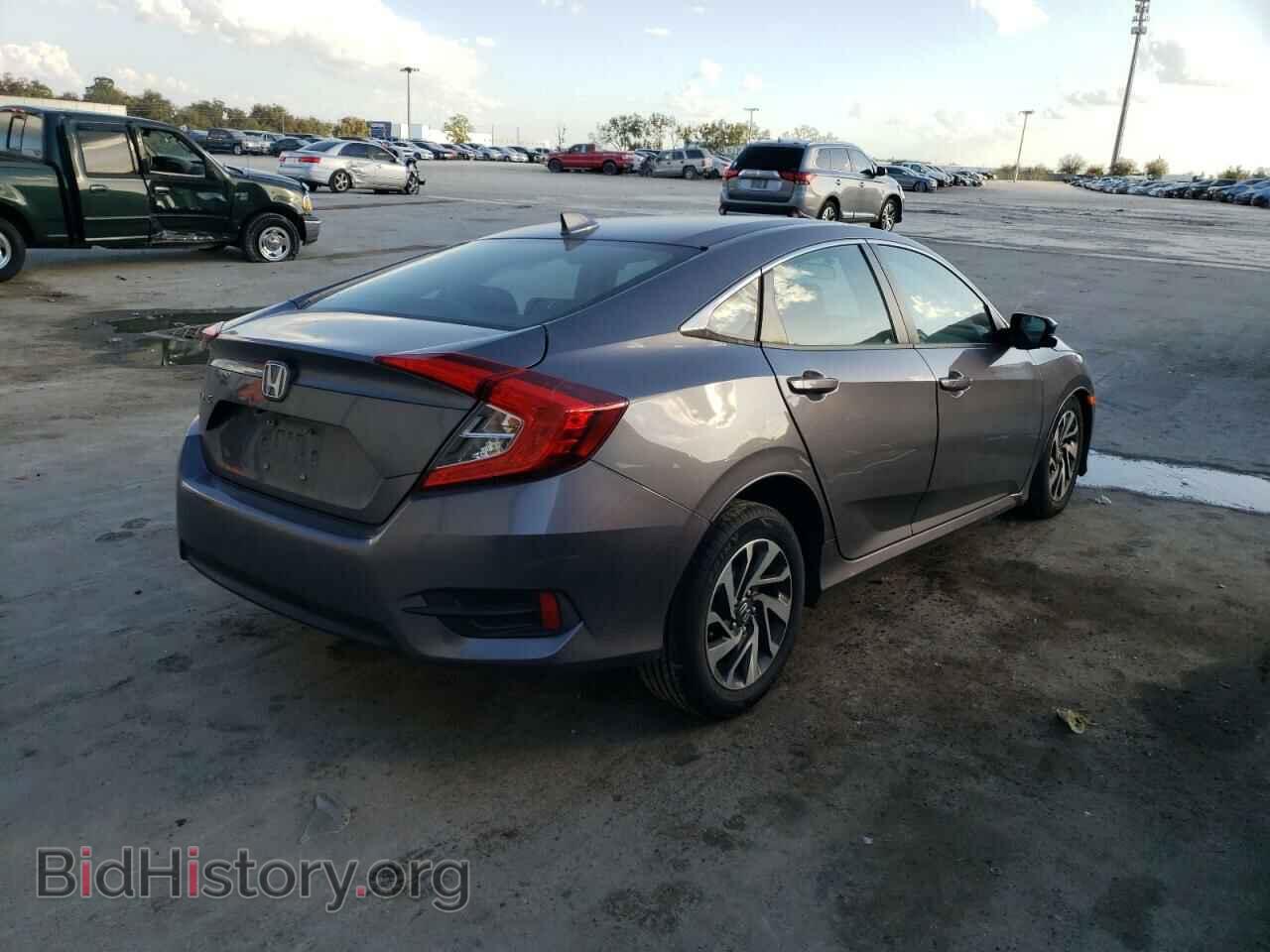 2017 HONDA CIVIC - VIN: 19XFC2F74HE066846 - Фото 4