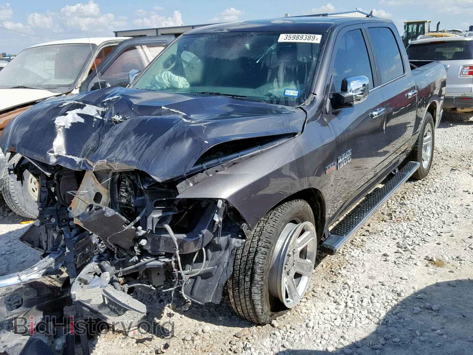 2018 RAM 1500 SLT - VIN: 1C6RR6LT4JS211415 - Фото 2