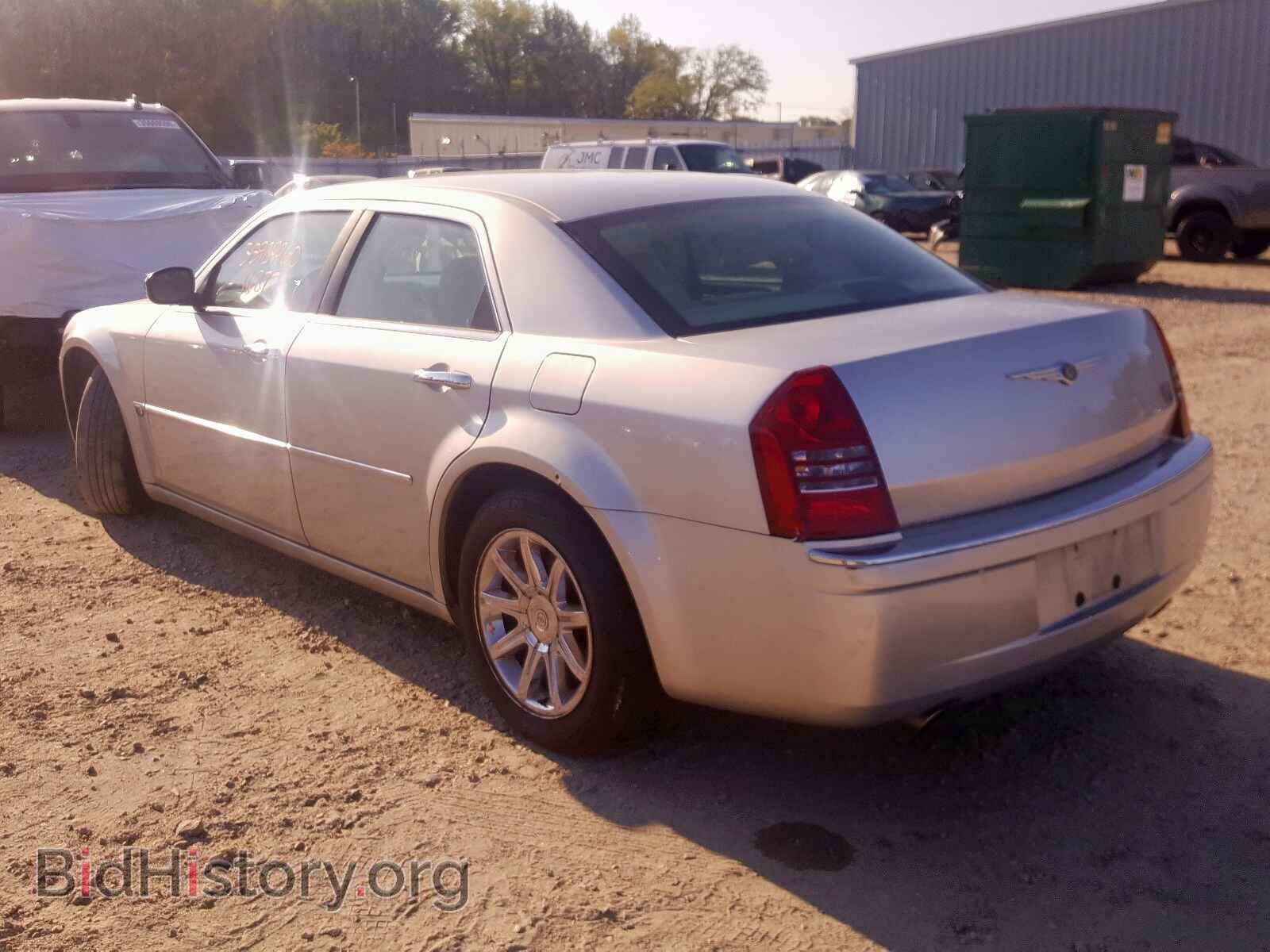 2006 CHRYSLER 300 - VIN: 2C3KA63H66H497025 - Фото 3