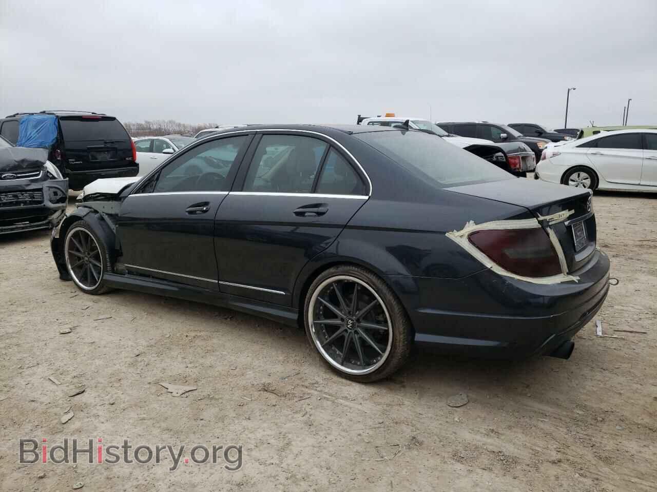 2012 MERCEDES-BENZ C-CLASS - VIN: WDDGF4HB6CA611357 - Фото 2