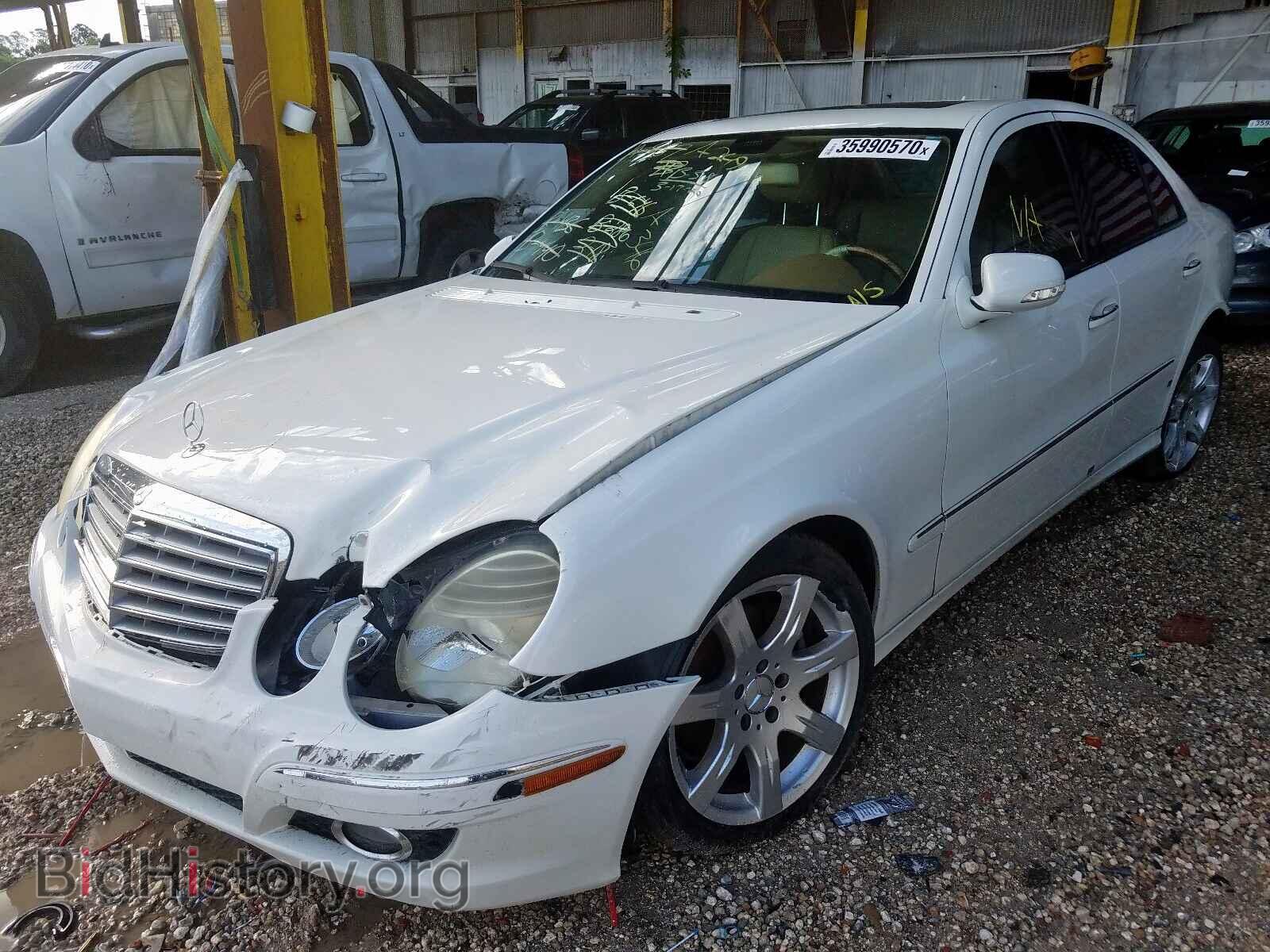 2007 MERCEDES-BENZ E CLASS - VIN: WDBUF56X47B078201 - Фото 2