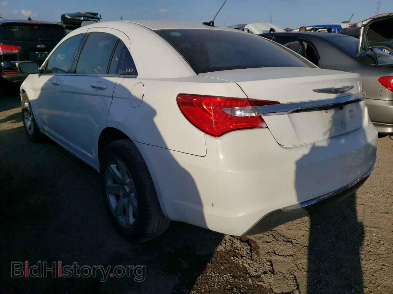 2013 CHRYSLER 200 - VIN: 1C3CCBBB7DN672570 - Фото 3