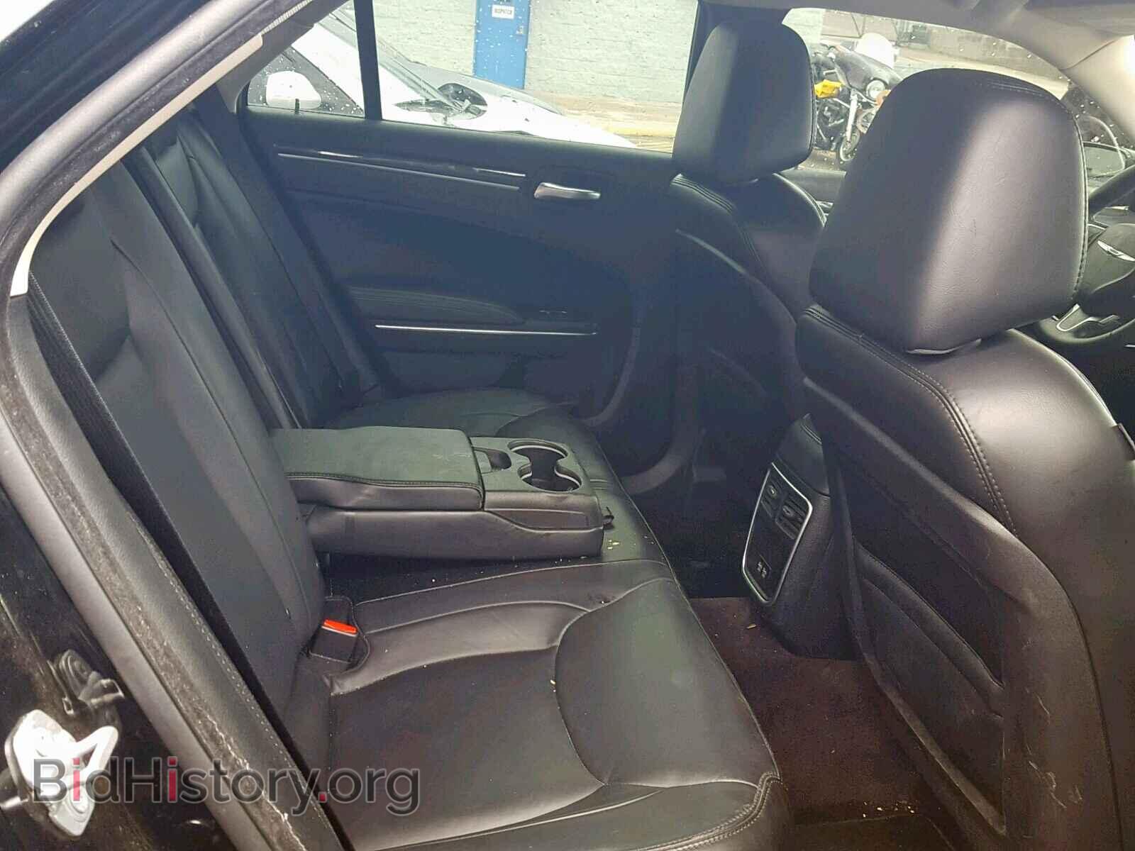 2017 CHRYSLER 300 - VIN: 2C3CCAAG2HH516376 - Фото 6