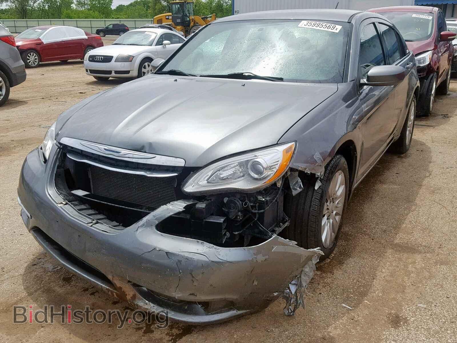 2013 CHRYSLER 200 - VIN: 1C3CCBAB6DN641165 - Фото 2