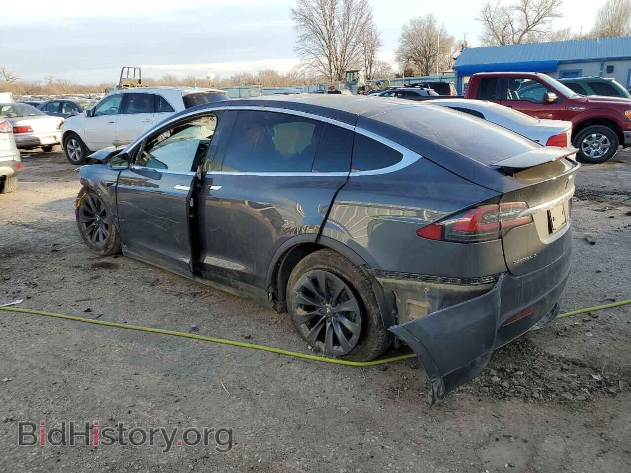 2018 TESLA MODEL X - VIN: 5YJXCBE21JF123479 - Фото 2