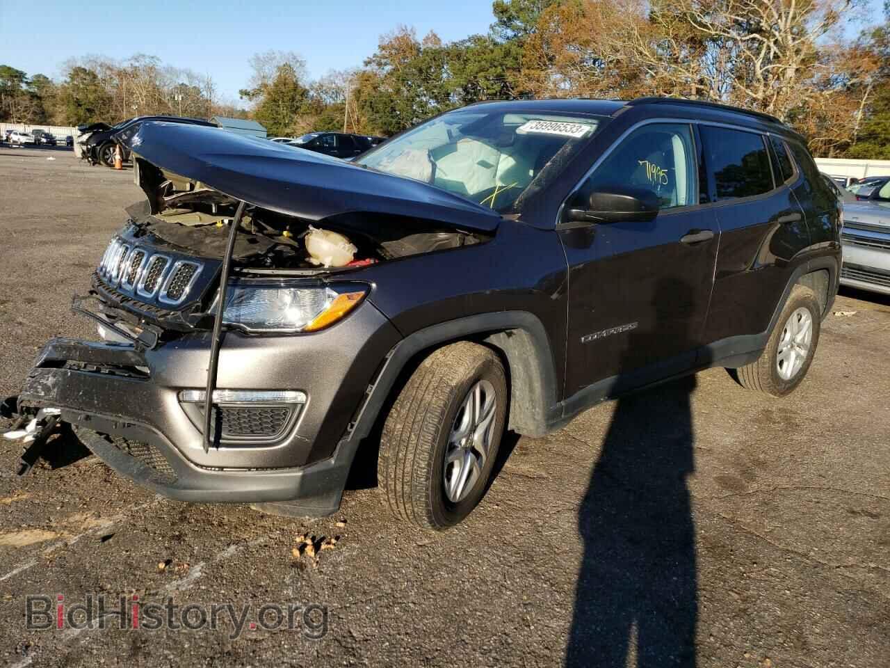 Photo 3C4NJCAB1KT614078 - JEEP COMPASS 2019
