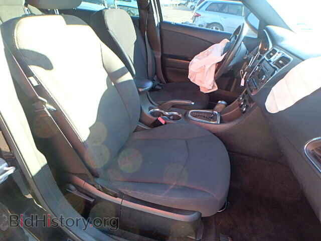 2012 CHRYSLER 200 - VIN: 1C3CCBAB2CN261898 - Фото 5