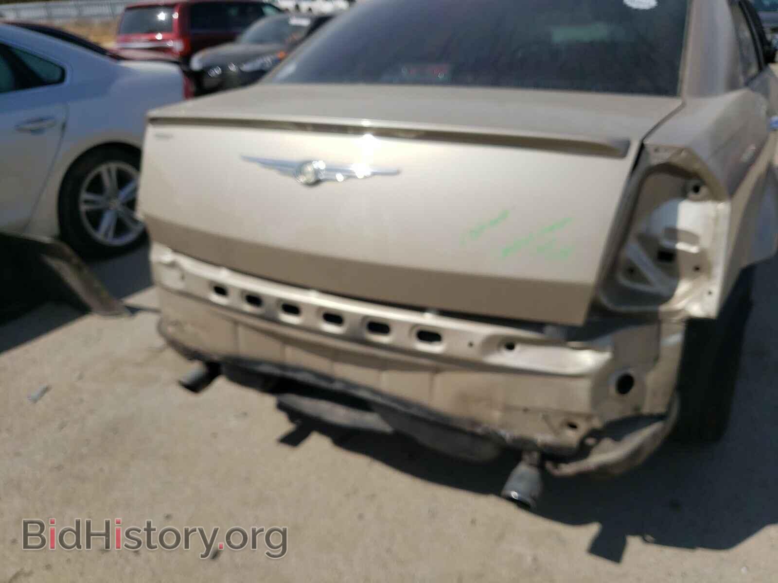 2006 CHRYSLER 300 - VIN: 2C3KA63H96H224094 - Фото 9