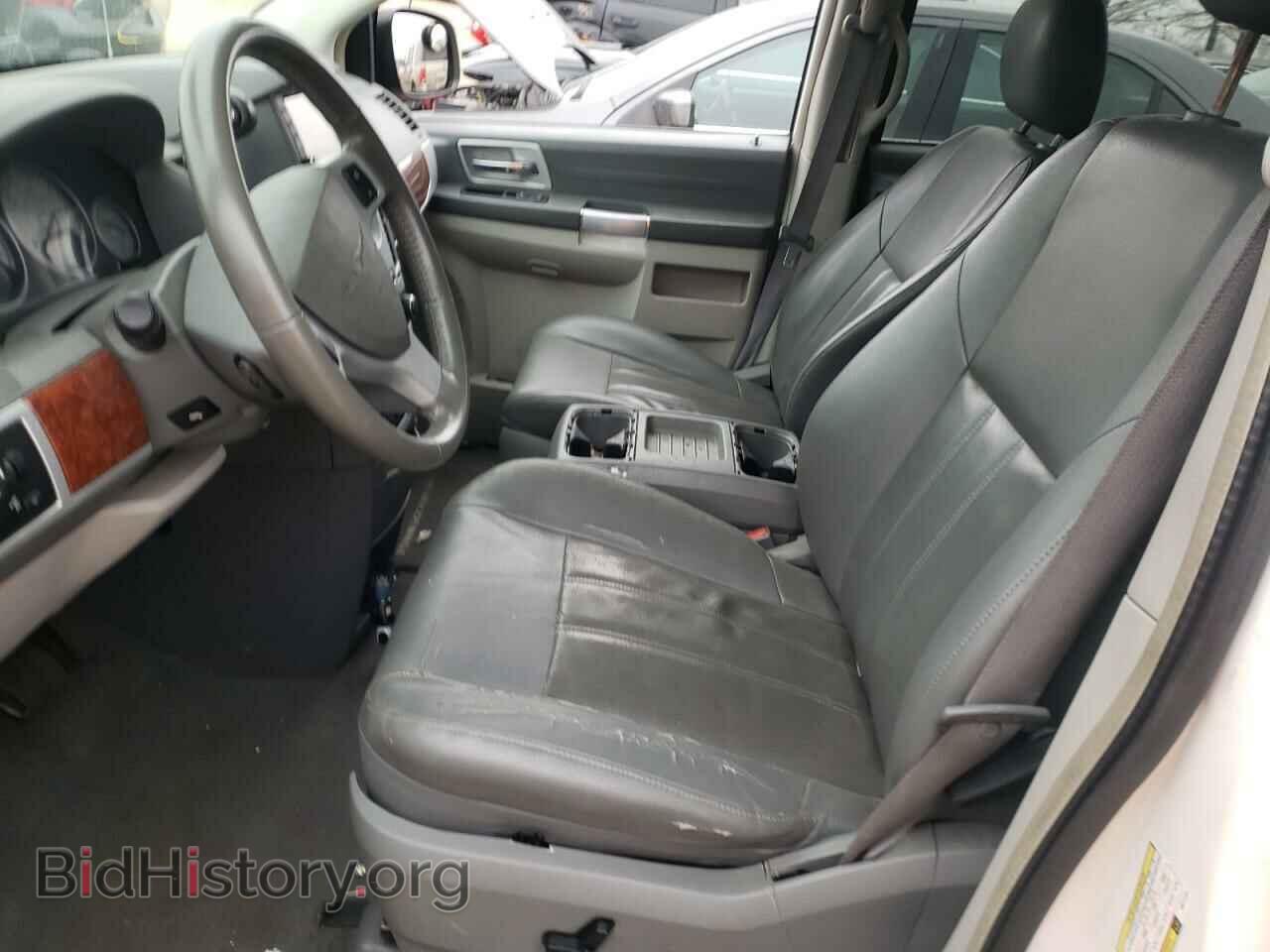 2008 CHRYSLER MINIVAN - VIN: 2A8HR54P98R711154 - Фото 5