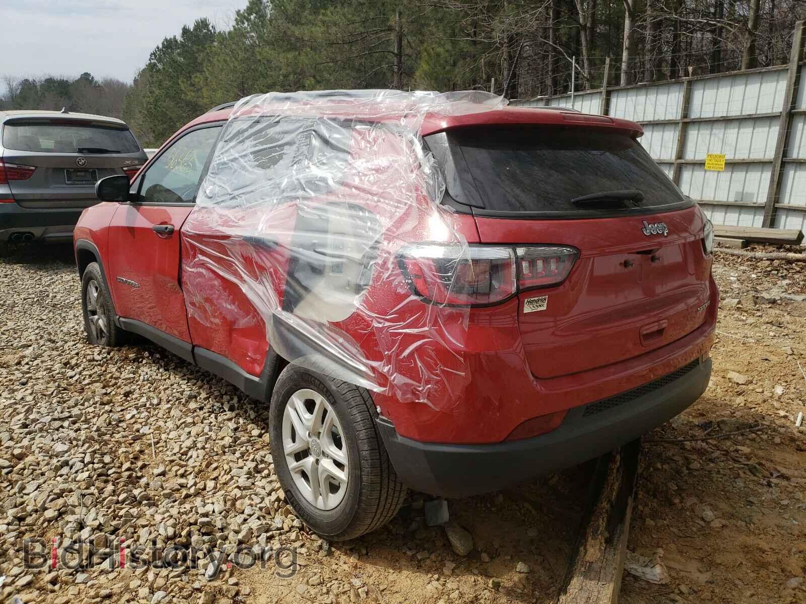 2018 JEEP COMPASS - VIN: 3C4NJCAB3JT214943 - Фото 3