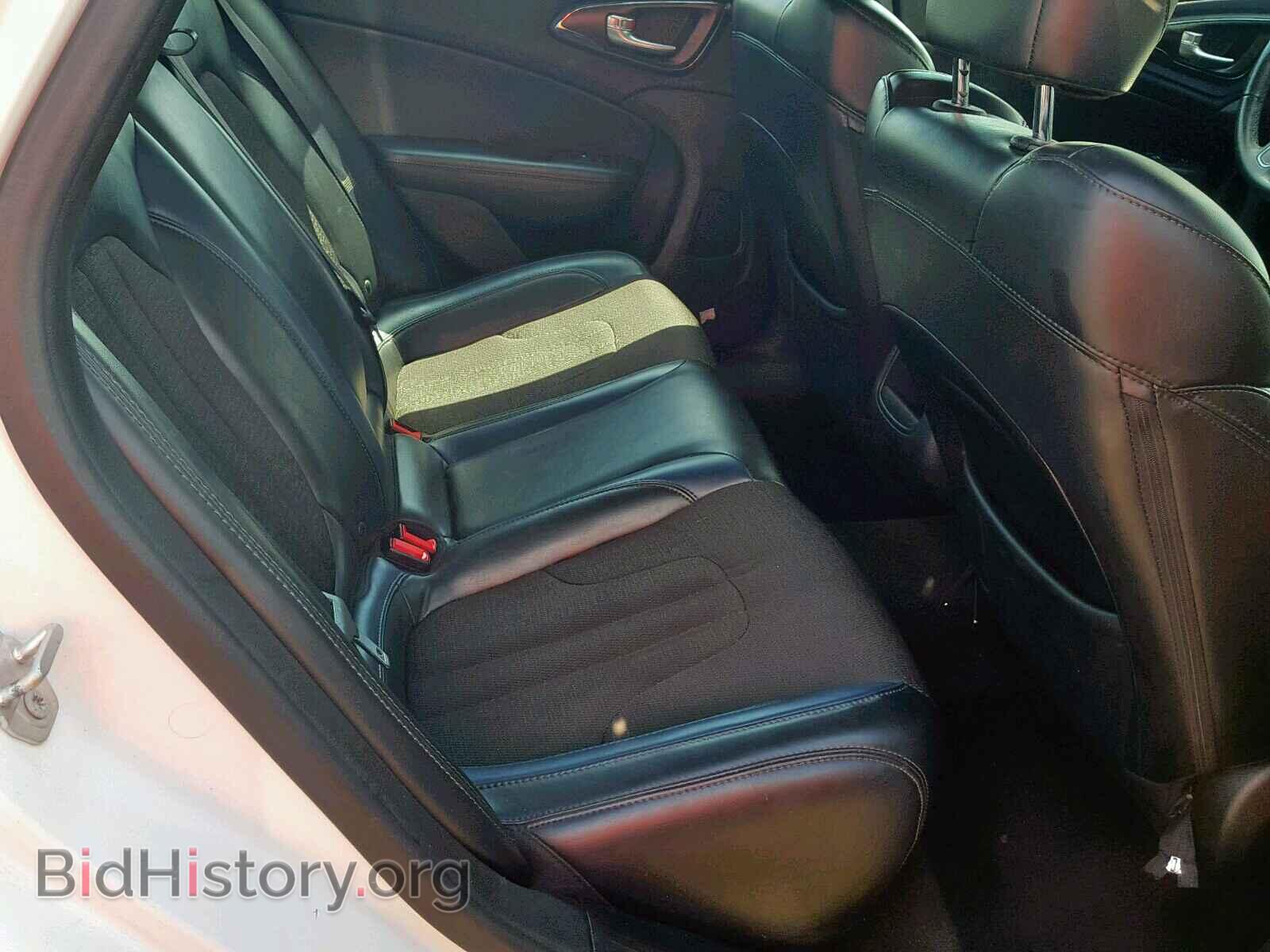 2016 CHRYSLER 200 - VIN: 1C3CCCBB7GN124790 - Photo 6